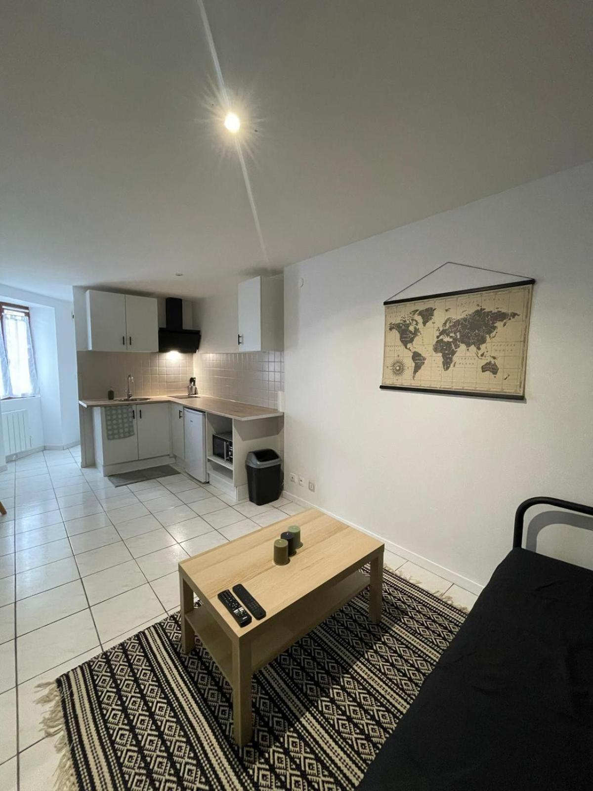 Charmant Studio L'Arnon A Issoudun Esterno foto